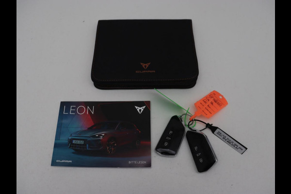 CUPRA Leon 1.5 eHybrid Business | Stoelverwarming | Adaptive cruise | Camera | Carplay | Sportstoelen | Matrix LED | Keyless | PHEV | Plug In