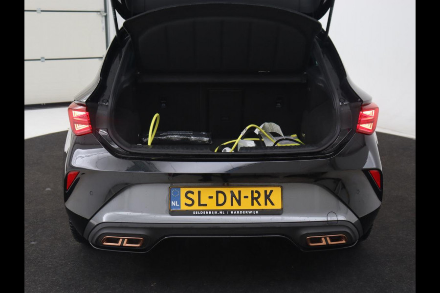 CUPRA Leon 1.5 eHybrid Business | Stoelverwarming | Adaptive cruise | Camera | Carplay | Sportstoelen | Matrix LED | Keyless | PHEV | Plug In