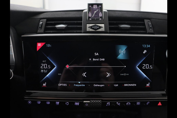 DS 7 Crossback E-Tense Performance Line 225 | Stoelverwarming | Adaptive cruise | Alcantara | Keyless | Full LED | Carplay | Navigatie | Memory | Digital Cockpit | Dodehoek detectie | DAB | Getint glas | PHEV | Plug In