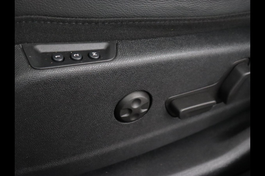 DS 7 Crossback E-Tense Performance Line 225 | Stoelverwarming | Adaptive cruise | Alcantara | Keyless | Full LED | Carplay | Navigatie | Memory | Digital Cockpit | Dodehoek detectie | DAB | Getint glas | PHEV | Plug In