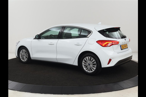 Ford Focus 1.0 EcoBoost Titanium | Automaat | Carplay | Navigatie | Keyless | Climate control | Parkeerhulp | Cruise control | Bluetooth