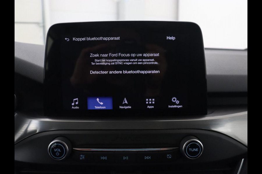 Ford Focus 1.0 EcoBoost Titanium | Automaat | Carplay | Navigatie | Keyless | Climate control | Parkeerhulp | Cruise control | Bluetooth