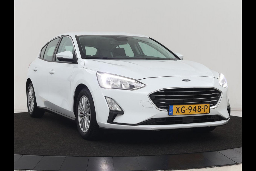 Ford Focus 1.0 EcoBoost Titanium | Automaat | Carplay | Navigatie | Keyless | Climate control | Parkeerhulp | Cruise control | Bluetooth