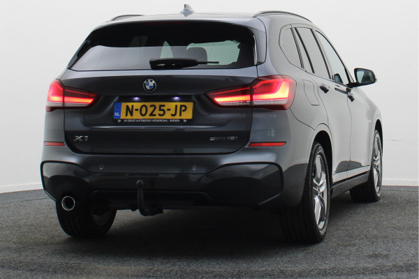 BMW X1 sDrive18i High Executive M Sport Leer, ACC, Camera, Trekhaak, Navigatie, PDC, 18"