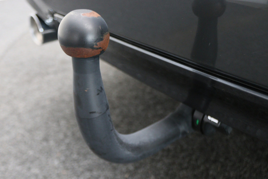 BMW X1 sDrive18i High Executive M Sport Leer, ACC, Camera, Trekhaak, Navigatie, PDC, 18"