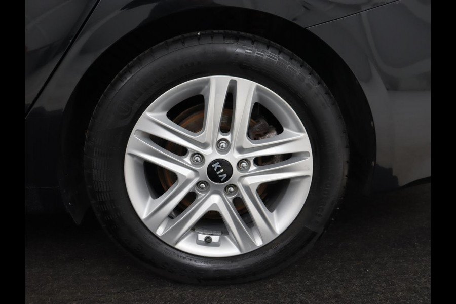 Kia Ceed 1.4 T-GDi DynamicLine | Automaat | Camera | Trekhaak | Carplay | Navigatie | Climate control | DAB | Cruise control | Parkeerhulp