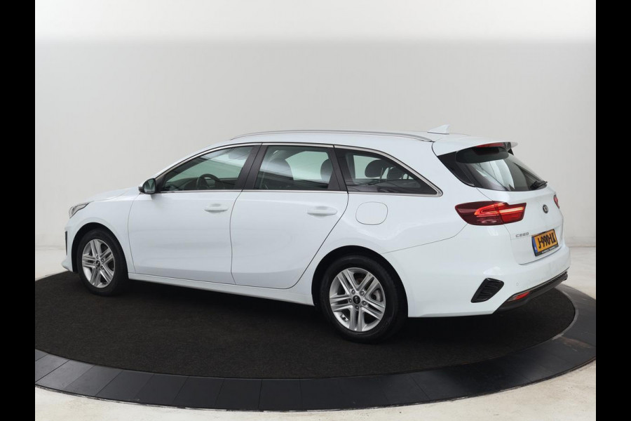 Kia Ceed 1.4 T-GDi DynamicLine | Automaat | Carplay | Camera | Navigatie | Parkeerhulp | Climate control | Bluetooth | Cruise control