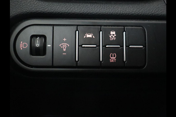 Kia Ceed 1.4 T-GDi DynamicLine | Automaat | Carplay | Camera | Navigatie | Parkeerhulp | Climate control | Bluetooth | Cruise control