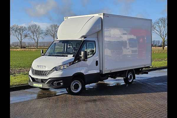 Iveco Daily 35S14V 2.3 352 gesloten laadbak, laadklep, zijdeur, spoiler, automaat, airco