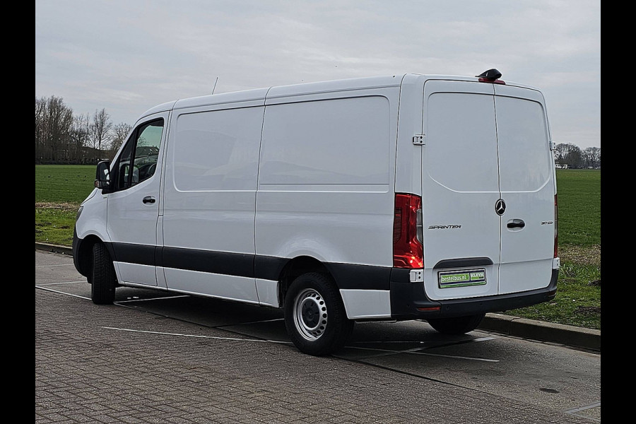 Mercedes-Benz Sprinter 317 1.9 CDI L2H1 Navi Automaat Mbux Camera Adaptieve Cruise Airco PDC Euro6 170 PK!