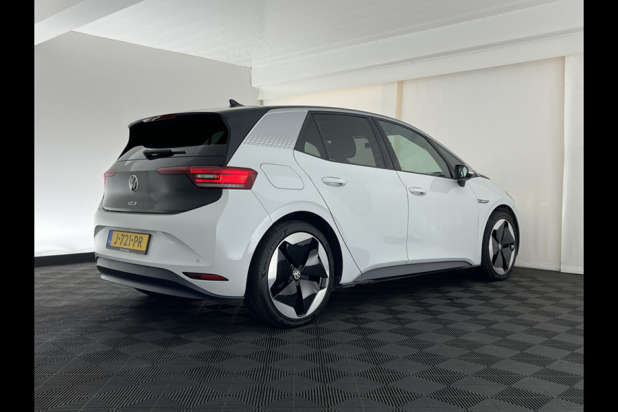 Volkswagen ID.3 First Max 58 kWh [ 3-Fase-11kW ] {SOH-89%} (INCL-BTW) *HEATPUMP | PANO | HEAD-UP | ADAPTIVE-CRUISE | IQ-LIGHTS | BLINDSPOT | CAMERA | KEYLESS | MICROFIBRE | AMBIENTLIGHT | NAVI-FULLMAP | DAB+ | ECC | HEATED-SPORTSEATS | DIGI-COCKPIT |