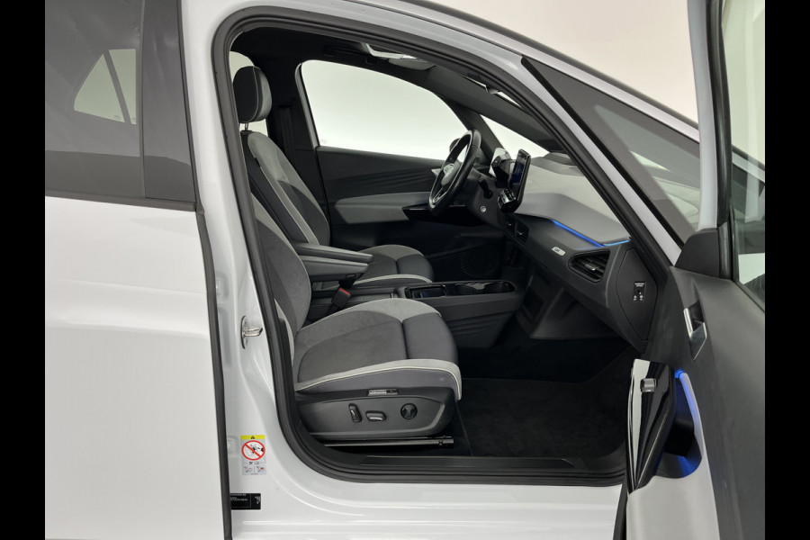 Volkswagen ID.3 First Max 58 kWh [ 3-Fase-11kW ] {SOH-89%} (INCL-BTW) *HEATPUMP | PANO | HEAD-UP | ADAPTIVE-CRUISE | IQ-LIGHTS | BLINDSPOT | CAMERA | KEYLESS | MICROFIBRE | AMBIENTLIGHT | NAVI-FULLMAP | DAB+ | ECC | HEATED-SPORTSEATS | DIGI-COCKPIT |