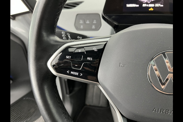 Volkswagen ID.3 First Max 58 kWh [ 3-Fase-11kW ] {SOH-89%} (INCL-BTW) *HEATPUMP | PANO | HEAD-UP | ADAPTIVE-CRUISE | IQ-LIGHTS | BLINDSPOT | CAMERA | KEYLESS | MICROFIBRE | AMBIENTLIGHT | NAVI-FULLMAP | DAB+ | ECC | HEATED-SPORTSEATS | DIGI-COCKPIT |