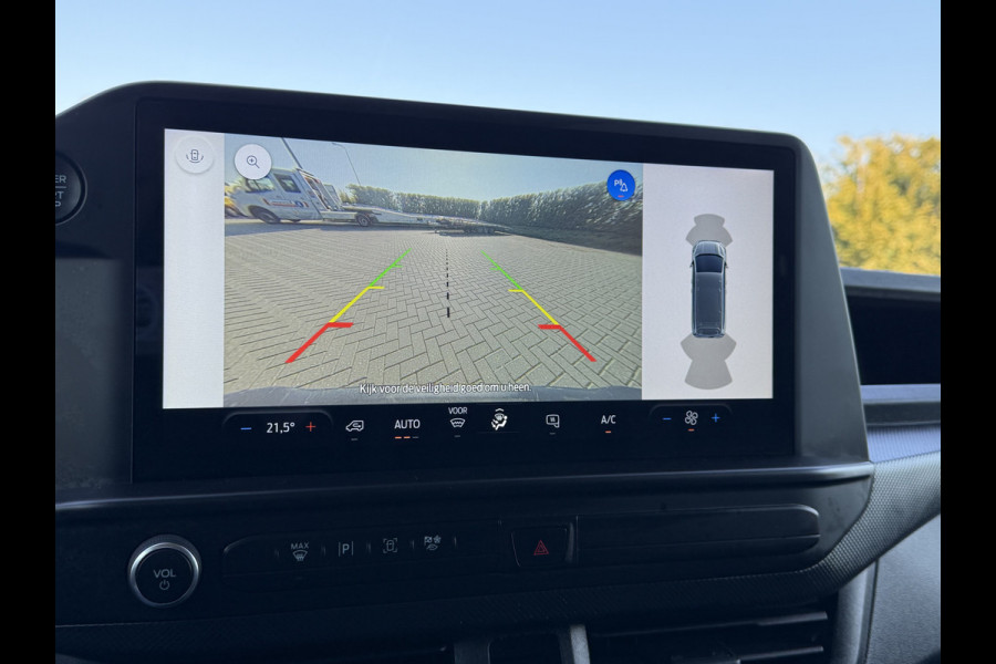 Ford Transit Custom 2.0 TDCI 136 PK TREND / L2H1 / 19" LMV / LED / 43.940 KM !! / 2.740 KG AHG / CAMERA / CRUISE / 3 ZITS / AIRCO / CARPLAY