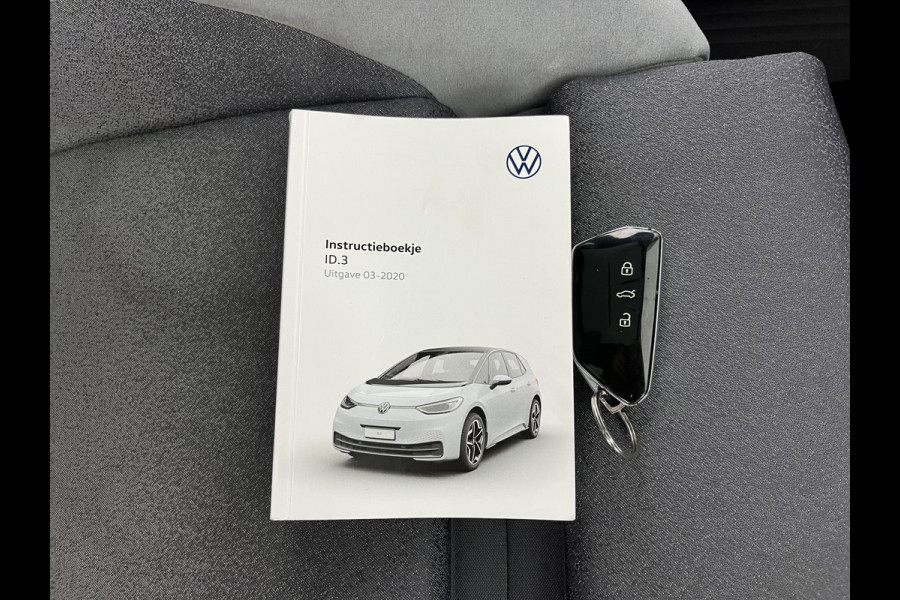 Volkswagen ID.3 First Max 58 kWh [ 3-Fase-11kW ] {SOH-89%} (INCL-BTW) *HEATPUMP | PANO | HEAD-UP | ADAPTIVE-CRUISE | IQ-LIGHTS | BLINDSPOT | CAMERA | KEYLESS | MICROFIBRE | AMBIENTLIGHT | NAVI-FULLMAP | DAB+ | ECC | HEATED-SPORTSEATS | DIGI-COCKPIT |