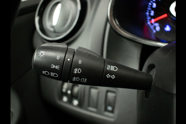 Renault Clio Estate 0.9 TCe Limited Sport (NAVI,CRUISE,BLUETOOTH,LED,ELEKTRISCH PAKKET,KEYLESS,SPORTSTOELEN,NETTE STAAT)