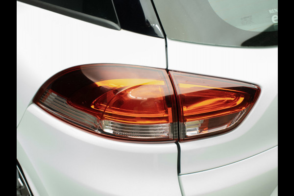 Renault Clio Estate 0.9 TCe Limited Sport (NAVI,CRUISE,BLUETOOTH,LED,ELEKTRISCH PAKKET,KEYLESS,SPORTSTOELEN,NETTE STAAT)