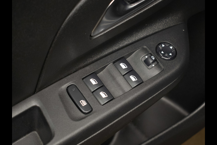 Opel Corsa 1.2 Edition Sport (APPLE CARPLAY,NAVI,PDC,CRUISE,ELEKTRISCHE RAMEN,LED,SPORTSTOELEN,LM VELGEN,NETTE STAAT)