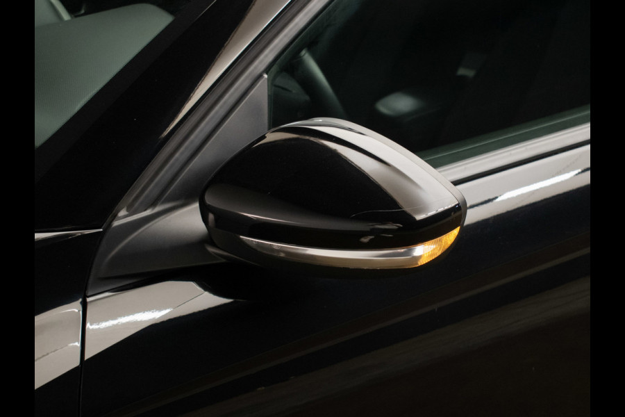 Opel Corsa 1.2 Edition Sport (APPLE CARPLAY,NAVI,PDC,CRUISE,ELEKTRISCHE RAMEN,LED,SPORTSTOELEN,LM VELGEN,NETTE STAAT)