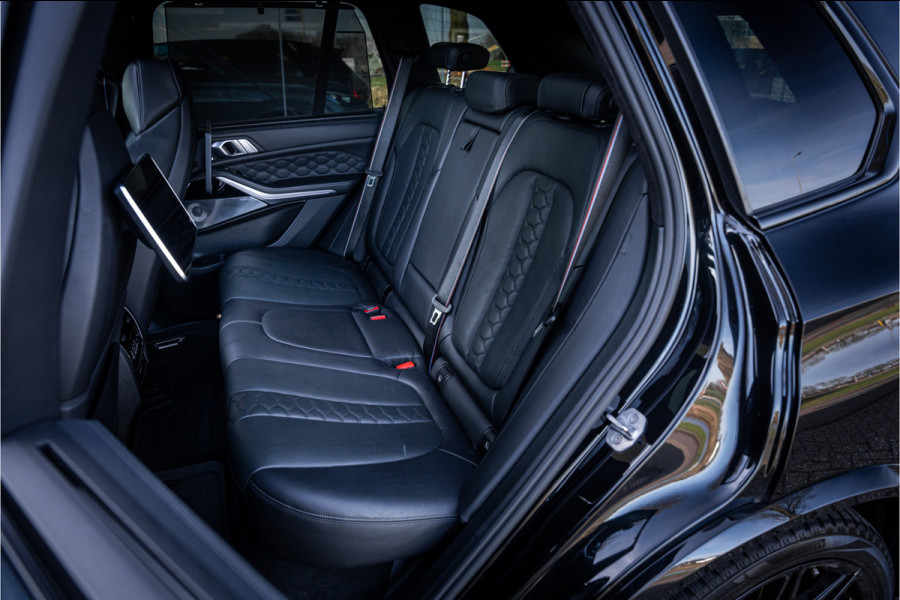 BMW X5 M Competition ** Sky Lounge ** Massage ** Trekhaak ** Laser ** Ventilatie ** 22 inch