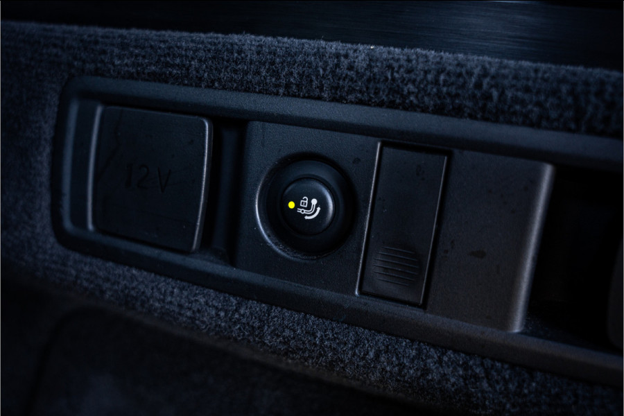 BMW X5 M Competition ** Sky Lounge ** Massage ** Trekhaak ** Laser ** Ventilatie ** 22 inch