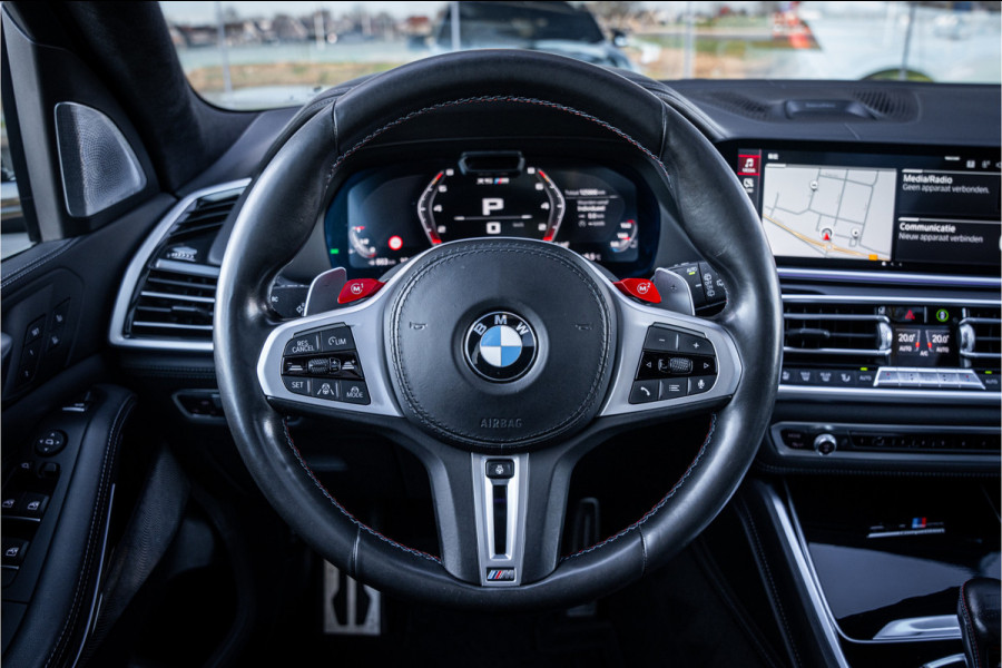 BMW X5 M Competition ** Sky Lounge ** Massage ** Trekhaak ** Laser ** Ventilatie ** 22 inch