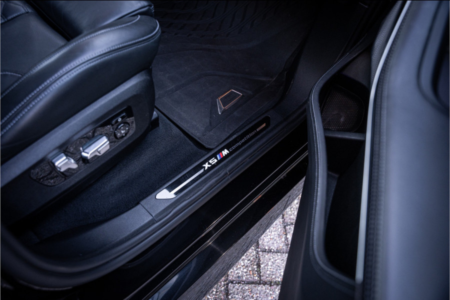 BMW X5 M Competition ** Sky Lounge ** Massage ** Trekhaak ** Laser ** Ventilatie ** 22 inch