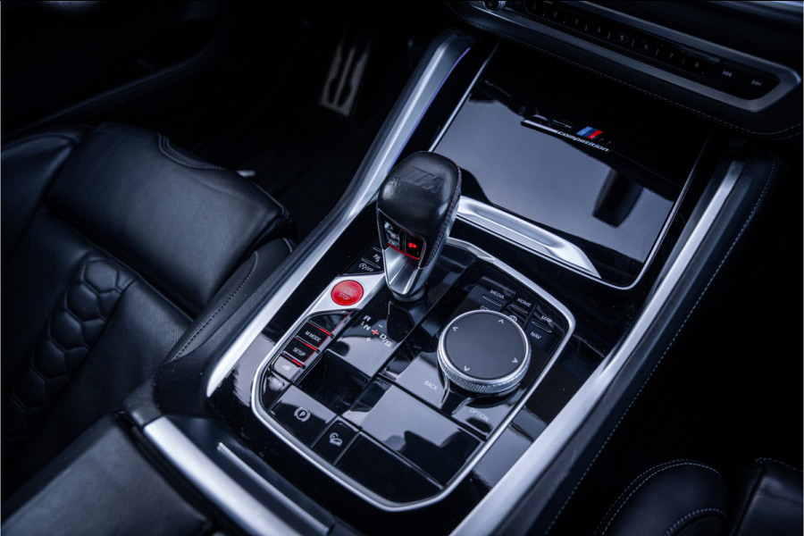 BMW X5 M Competition ** Sky Lounge ** Massage ** Trekhaak ** Laser ** Ventilatie ** 22 inch