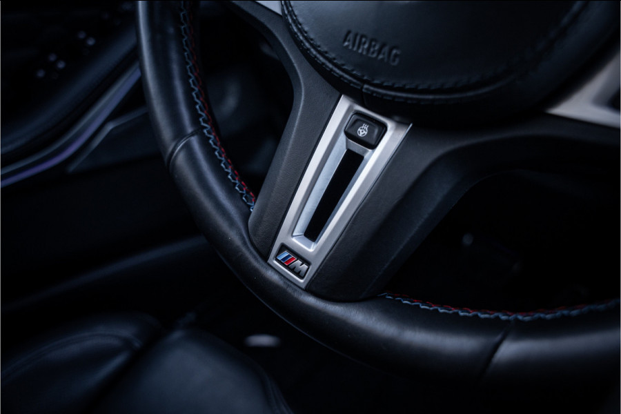 BMW X5 M Competition ** Sky Lounge ** Massage ** Trekhaak ** Laser ** Ventilatie ** 22 inch