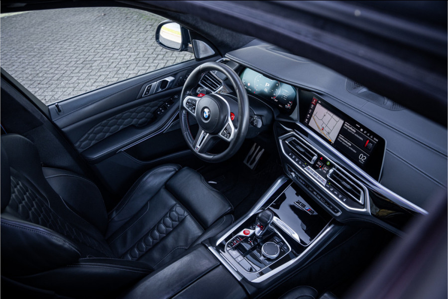 BMW X5 M Competition ** Sky Lounge ** Massage ** Trekhaak ** Laser ** Ventilatie ** 22 inch