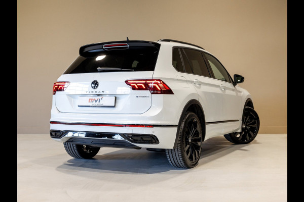 Volkswagen Tiguan 1.4 TSI eHybrid R-Line Business+ / 245pk / Trekhaak / Panorama dak / Leder /