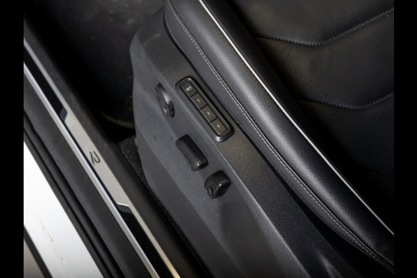 Volkswagen Tiguan 1.4 TSI eHybrid R-Line Business+ / 245pk / Trekhaak / Panorama dak / Leder /