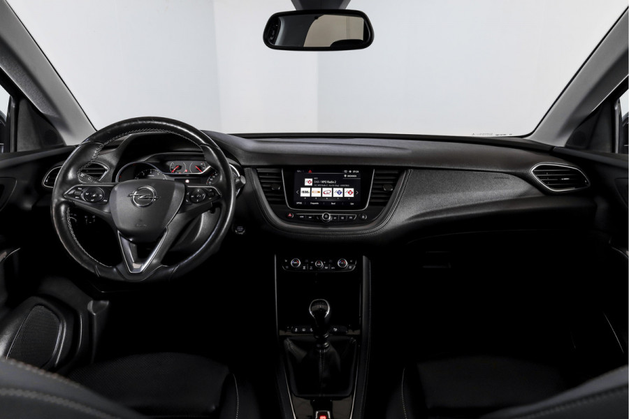 Opel Grandland X 1.2 Turbo 130 PK Business Executive Orig. NL | Cruise | Winterpakket | PDC | NAV + App. Connect | ECC | DAB | Elek, Klep | LM 19" |