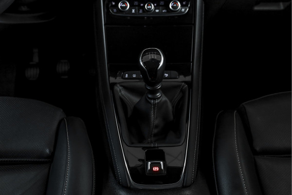 Opel Grandland X 1.2 Turbo 130 PK Business Executive Orig. NL | Cruise | Winterpakket | PDC | NAV + App. Connect | ECC | DAB | Elek, Klep | LM 19" |