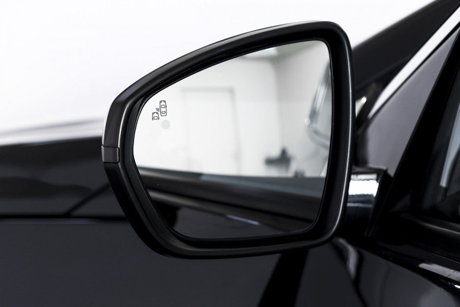 Opel Grandland X 1.2 Turbo 130 PK Business Executive Orig. NL | Cruise | Winterpakket | PDC | NAV + App. Connect | ECC | DAB | Elek, Klep | LM 19" |