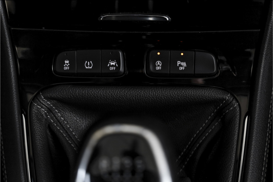 Opel Grandland X 1.2 Turbo 130 PK Business Executive Orig. NL | Cruise | Winterpakket | PDC | NAV + App. Connect | ECC | DAB | Elek, Klep | LM 19" |