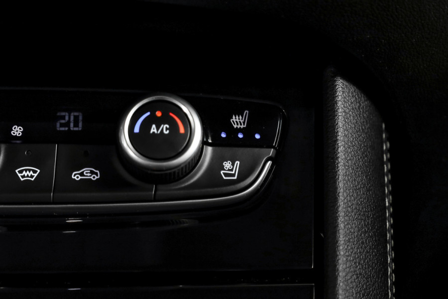 Opel Grandland X 1.2 Turbo 130 PK Business Executive Orig. NL | Cruise | Winterpakket | PDC | NAV + App. Connect | ECC | DAB | Elek, Klep | LM 19" |