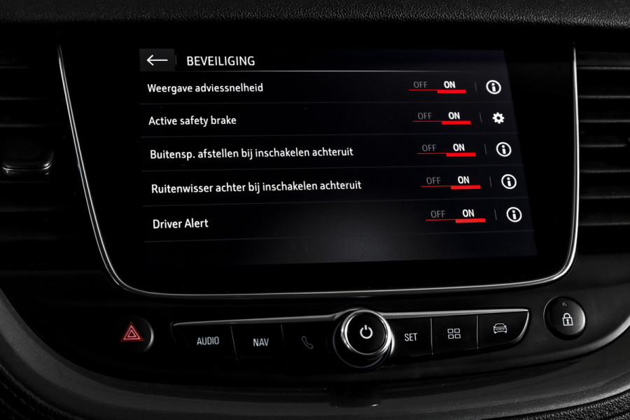 Opel Grandland X 1.2 Turbo 130 PK Business Executive Orig. NL | Cruise | Winterpakket | PDC | NAV + App. Connect | ECC | DAB | Elek, Klep | LM 19" |