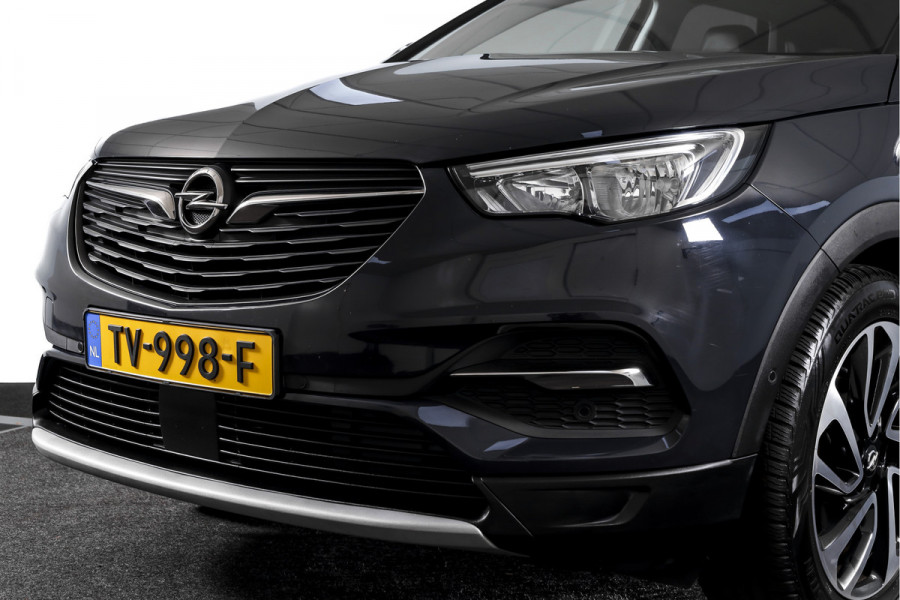 Opel Grandland X 1.2 Turbo 130 PK Business Executive Orig. NL | Cruise | Winterpakket | PDC | NAV + App. Connect | ECC | DAB | Elek, Klep | LM 19" |