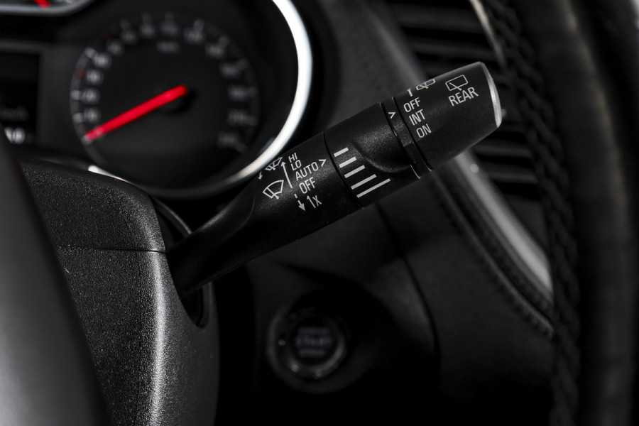 Opel Grandland X 1.2 Turbo 130 PK Business Executive Orig. NL | Cruise | Winterpakket | PDC | NAV + App. Connect | ECC | DAB | Elek, Klep | LM 19" |