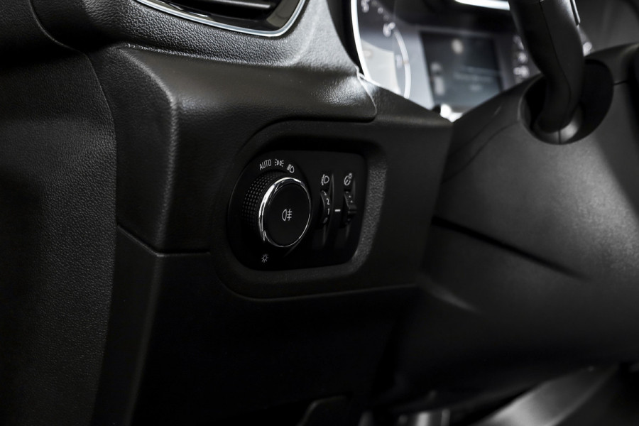 Opel Grandland X 1.2 Turbo 130 PK Business Executive Orig. NL | Cruise | Winterpakket | PDC | NAV + App. Connect | ECC | DAB | Elek, Klep | LM 19" |