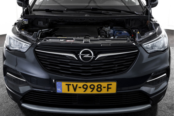 Opel Grandland X 1.2 Turbo 130 PK Business Executive Orig. NL | Cruise | Winterpakket | PDC | NAV + App. Connect | ECC | DAB | Elek, Klep | LM 19" |