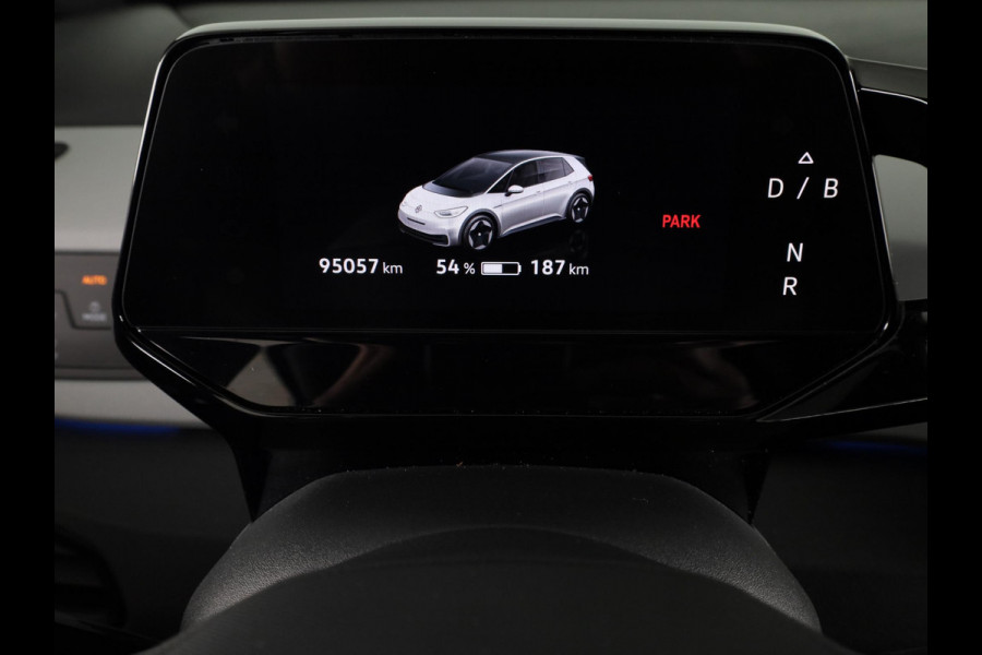 Volkswagen ID.3 First Plus 58 kWh 204pk | SoH 92% | Navigatie | Parkeersensoren | Camera | Led lampen