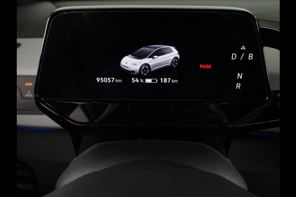 Volkswagen ID.3 First Plus 58 kWh 204pk | SoH 92% | Navigatie | Parkeersensoren | Camera | Led lampen