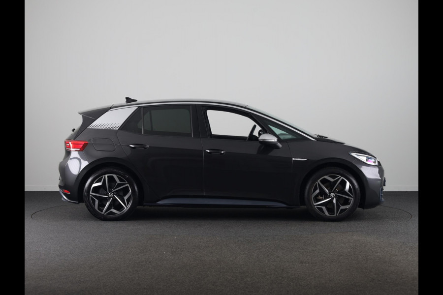 Volkswagen ID.3 First Plus 58 kWh 204pk | SoH 92% | Navigatie | Parkeersensoren | Camera | Led lampen