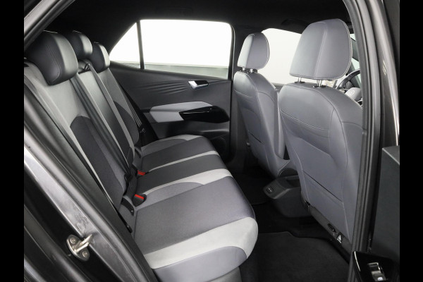 Volkswagen ID.3 First Plus 58 kWh 204pk | SoH 92% | Navigatie | Parkeersensoren | Camera | Led lampen
