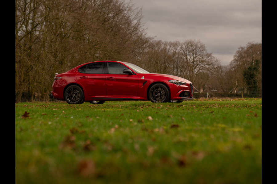 Alfa Romeo Giulia 2.9 V6 Quadrifoglio MY26 | Facelift | Carbon stoelen | Akrapovic | Harman/Kardon