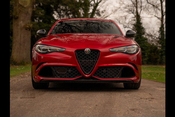 Alfa Romeo Giulia 2.9 V6 Quadrifoglio MY26 | Facelift | Carbon stoelen | Akrapovic | Harman/Kardon