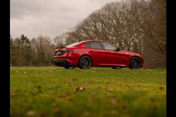 Alfa Romeo Giulia 2.9 V6 Quadrifoglio MY26 | Facelift | Carbon stoelen | Akrapovic | Harman/Kardon