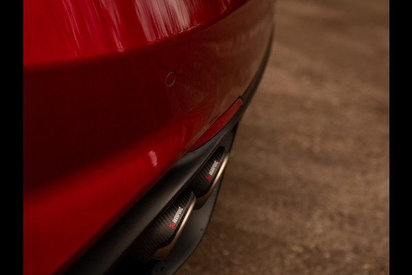 Alfa Romeo Giulia 2.9 V6 Quadrifoglio MY26 | Facelift | Carbon stoelen | Akrapovic | Harman/Kardon